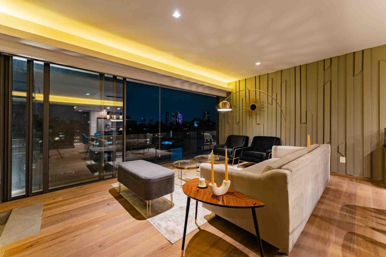 Holiday home Stylish 3-level Penthouse With Private Rooftop Mexico City